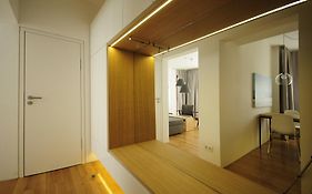 Design Apartment In Park